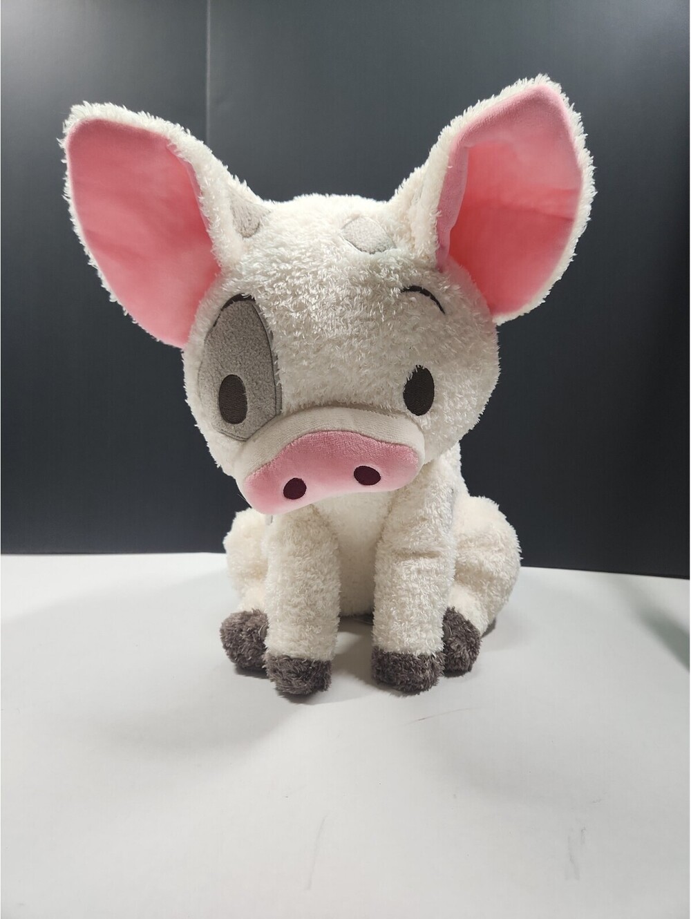 The Disney Store Moana Large 17” Pua Plush Pig - Back Opens To Make Weighted